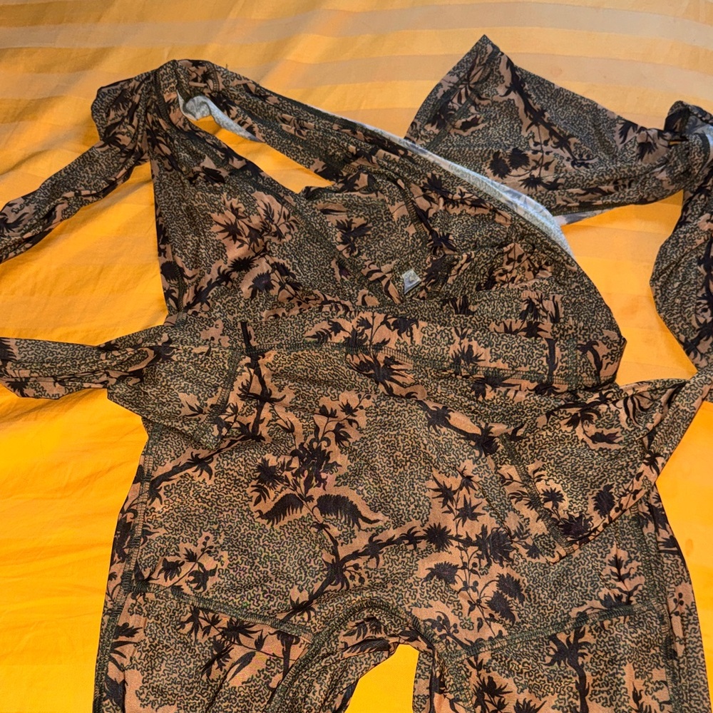 KWMS Floral Patterned set